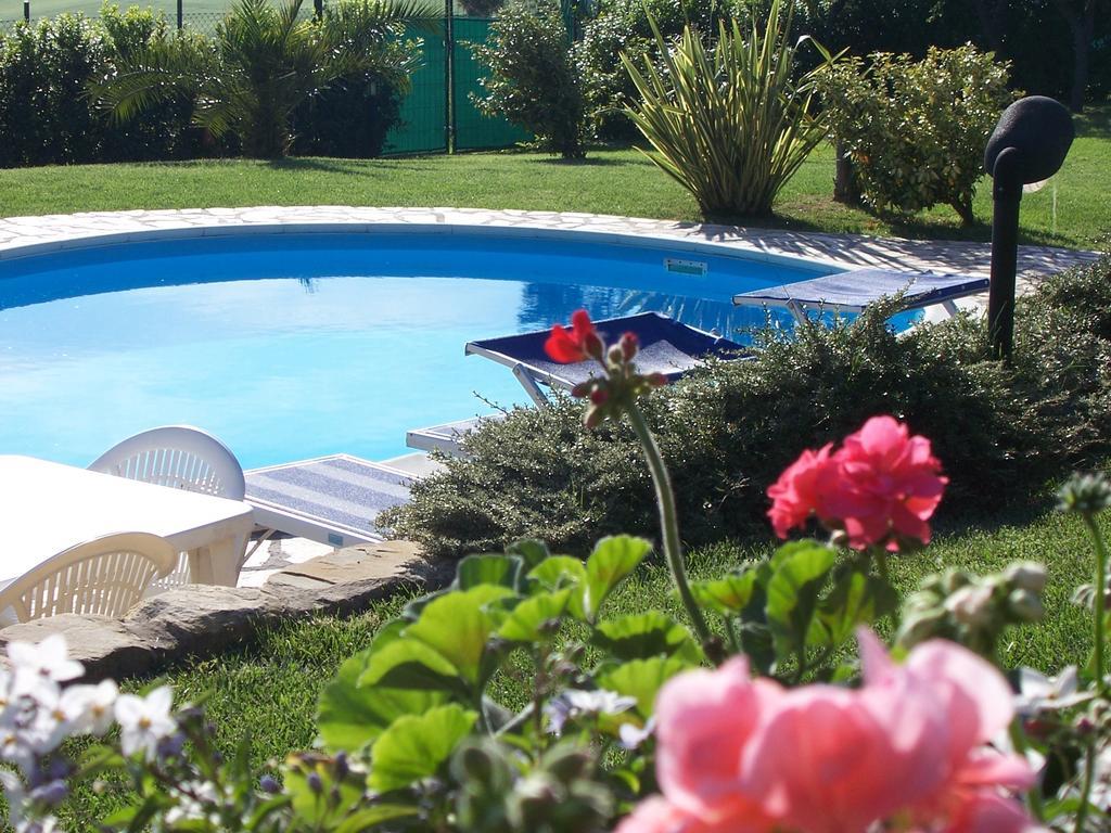 Bed And Breakfast " Il Tesoro Di Mario " Falconara Marittima Eksteriør billede