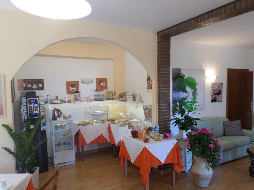 Bed And Breakfast " Il Tesoro Di Mario " Falconara Marittima Eksteriør billede